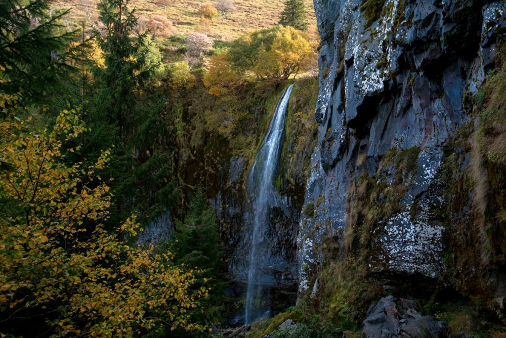 Chute vertigineuse de la cascade