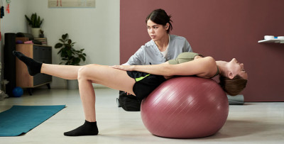 Cabinet de groupe ou cabinet solo ? Avantages et inconvénients pour un kiné libéral