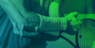 Épicondylite : traitement kiné, symptômes et causes