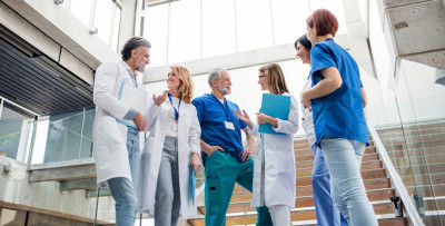 Exercer en Maison de Santé Pluriprofessionnelle en tant que kiné : ce que changent le PLFSS 2026