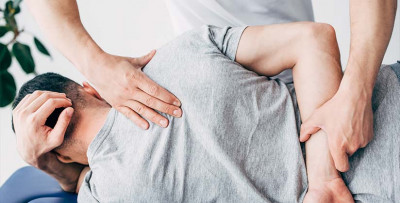 Kiné ou ostéo : bien comprendre la différence entre ces deux pratiques