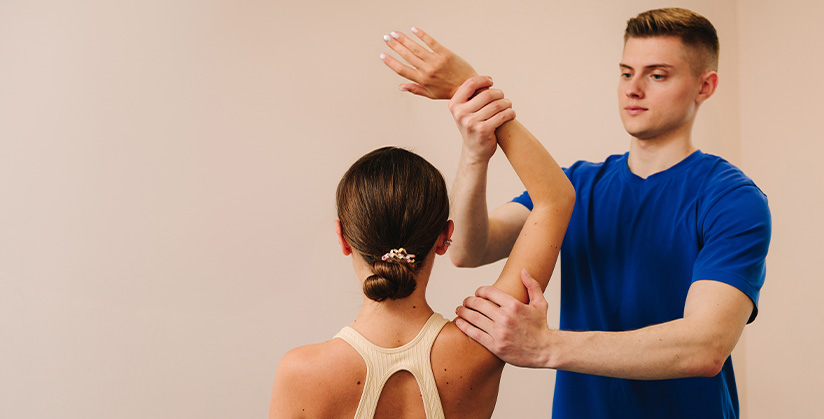 La rééducation de l’épaule en kinésithérapie : tout ce qu’il faut savoir